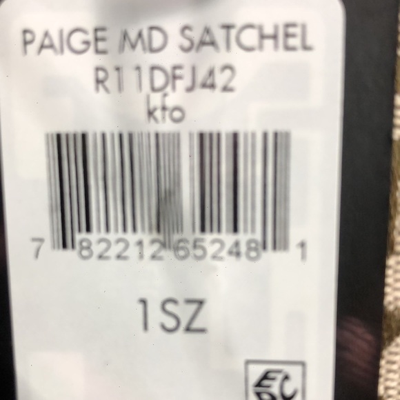 DKNY medium satchel White with DKNY logo in brown and has gold accents - Picture 4 of 4